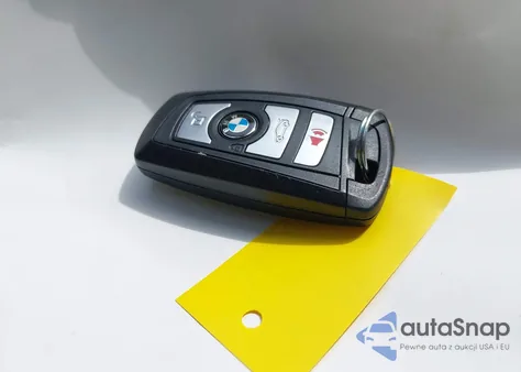 2015 BMW 528I из США, поврежденный, VIN WBA5A5C54FD514990